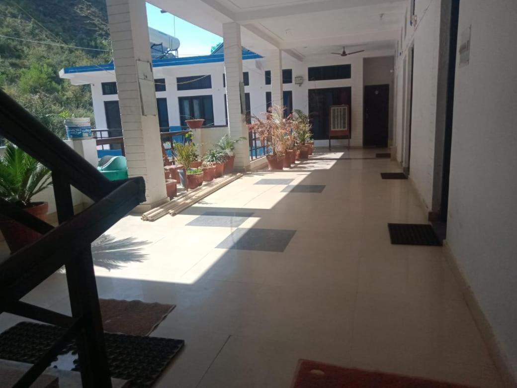 Vamoose Srishty Choice Apartman Rudraprayāg Kültér fotó