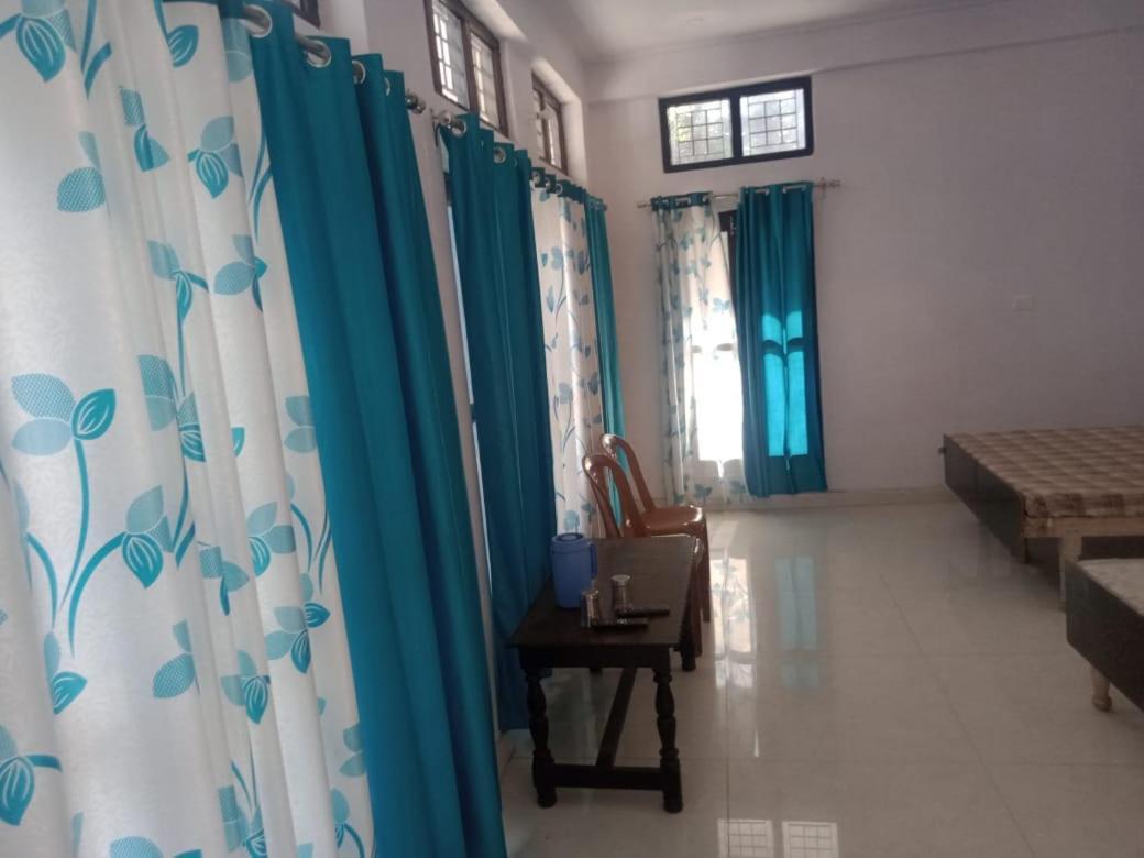 Vamoose Srishty Choice Apartman Rudraprayāg Kültér fotó